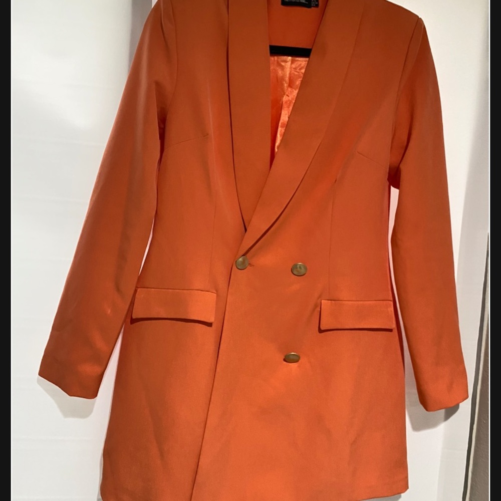 Cute coral blazer dress from Prettylittlething